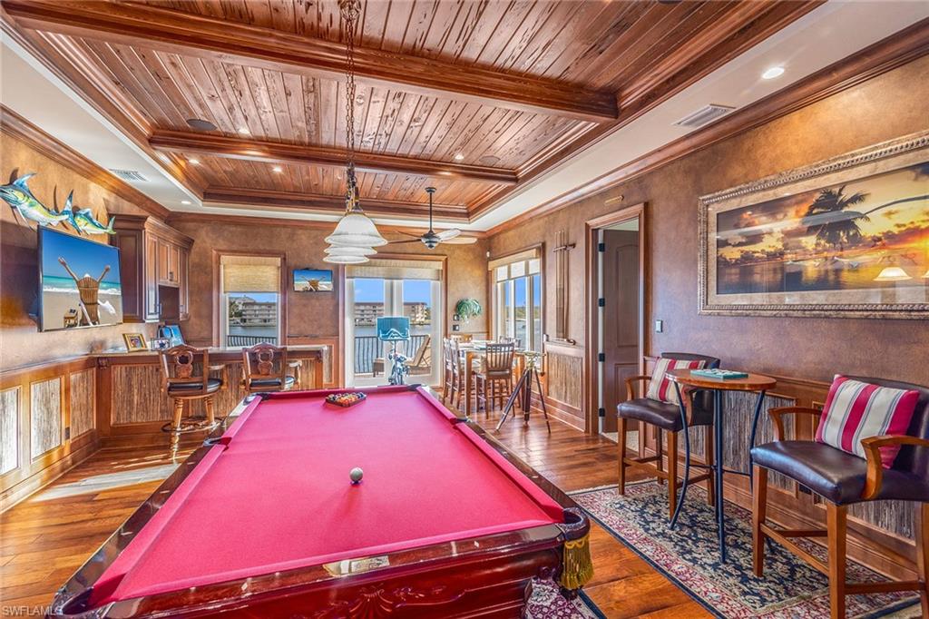 ISLES OF CAPRI - Residential