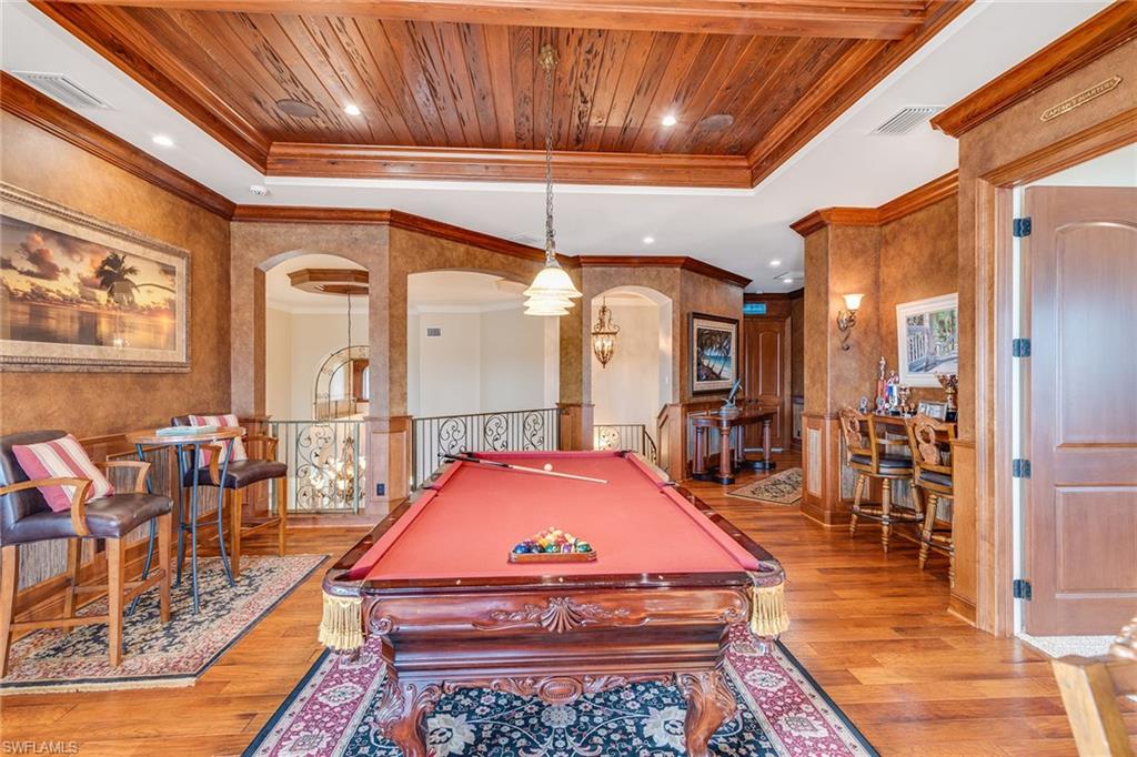 ISLES OF CAPRI - Residential