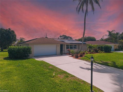 4419 Lakewood BLVD NAPLES FL 34112