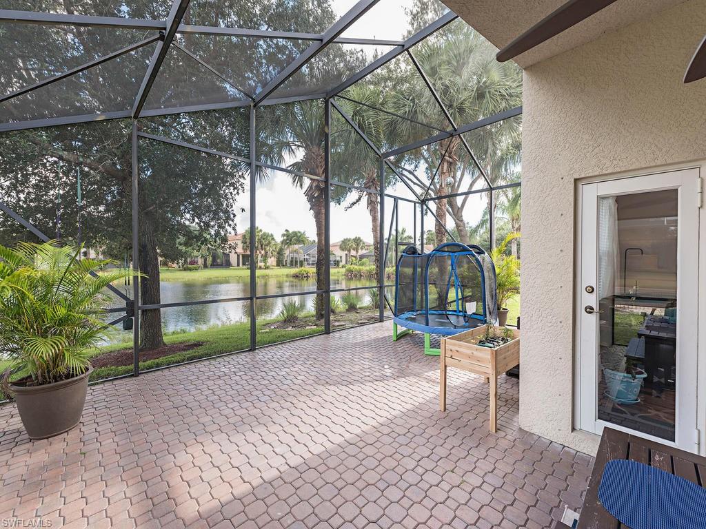 SATURNIA LAKES - Residential