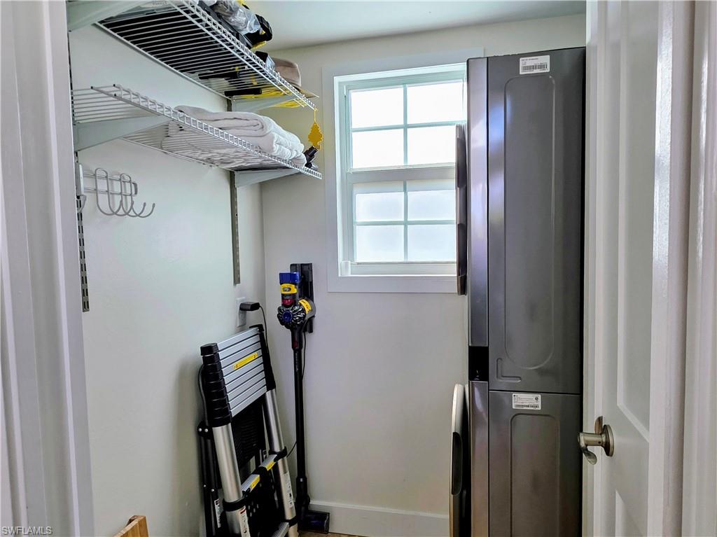 RIVERBEND MOTORCOACH RESORT - Land