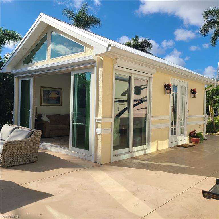 RIVERBEND MOTORCOACH RESORT - Land