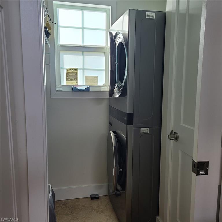 RIVERBEND MOTORCOACH RESORT - Land