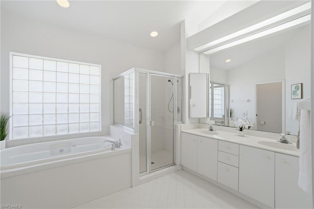 BERKSHIRE LAKES - Residential