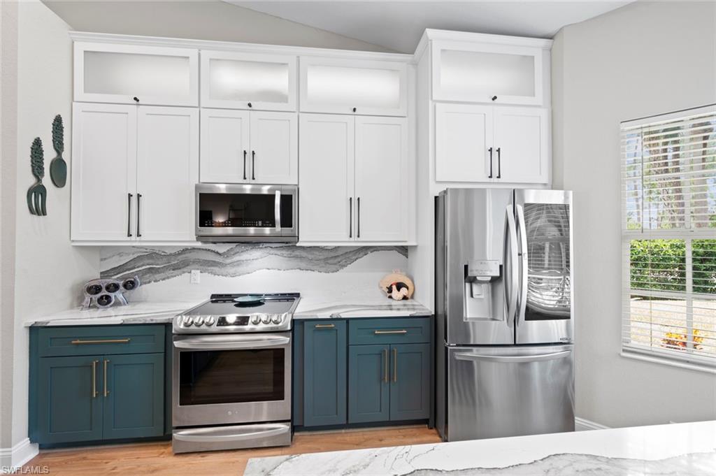 GOLDEN GATE ESTATES - Residential