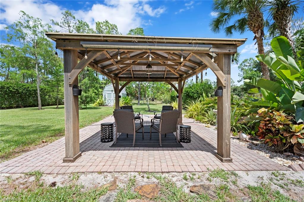 GOLDEN GATE ESTATES - Residential