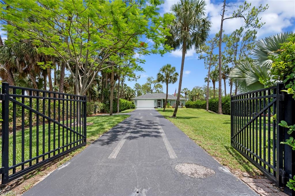 GOLDEN GATE ESTATES - Residential