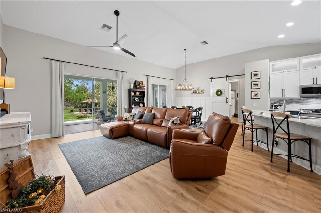 GOLDEN GATE ESTATES - Residential