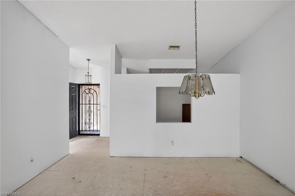 ISLAND PARK VILLAGE - Residential