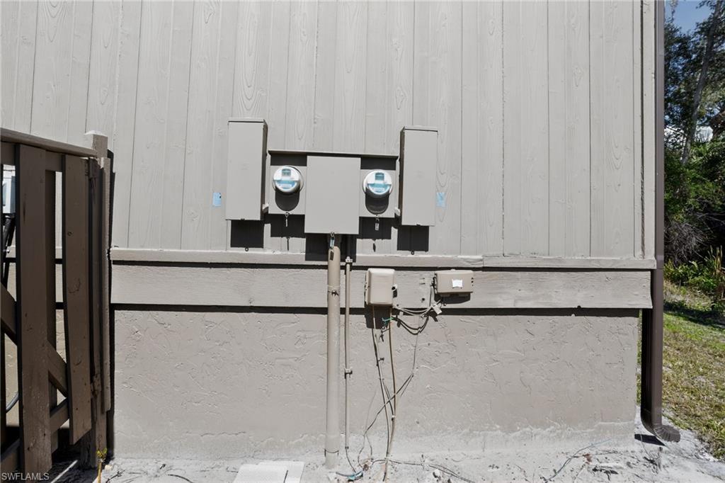 ISLAND PARK VILLAGE - Residential