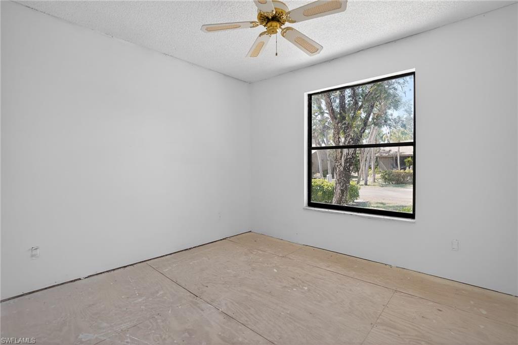 ISLAND PARK VILLAGE - Residential