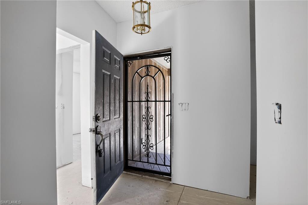 ISLAND PARK VILLAGE - Residential