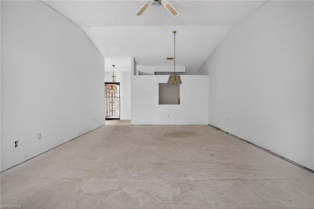 ISLAND PARK VILLAGE - Residential