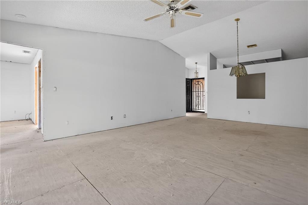 ISLAND PARK VILLAGE - Residential