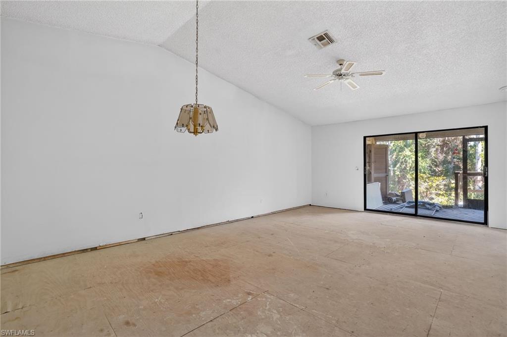 ISLAND PARK VILLAGE - Residential