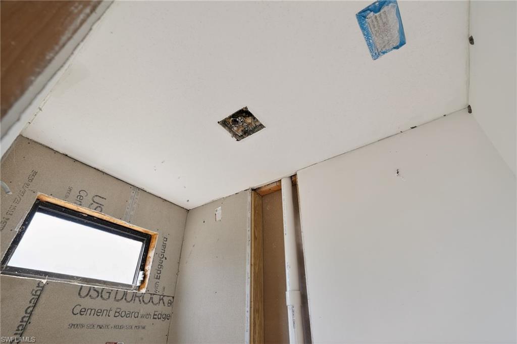 ISLAND PARK VILLAGE - Residential