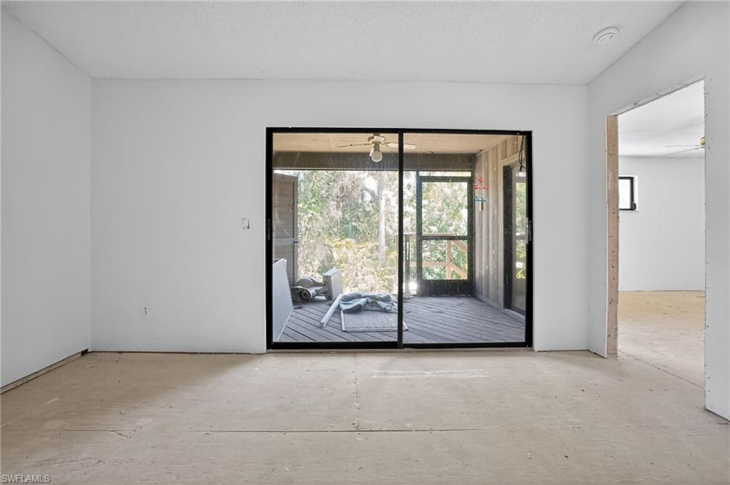 ISLAND PARK VILLAGE - Residential