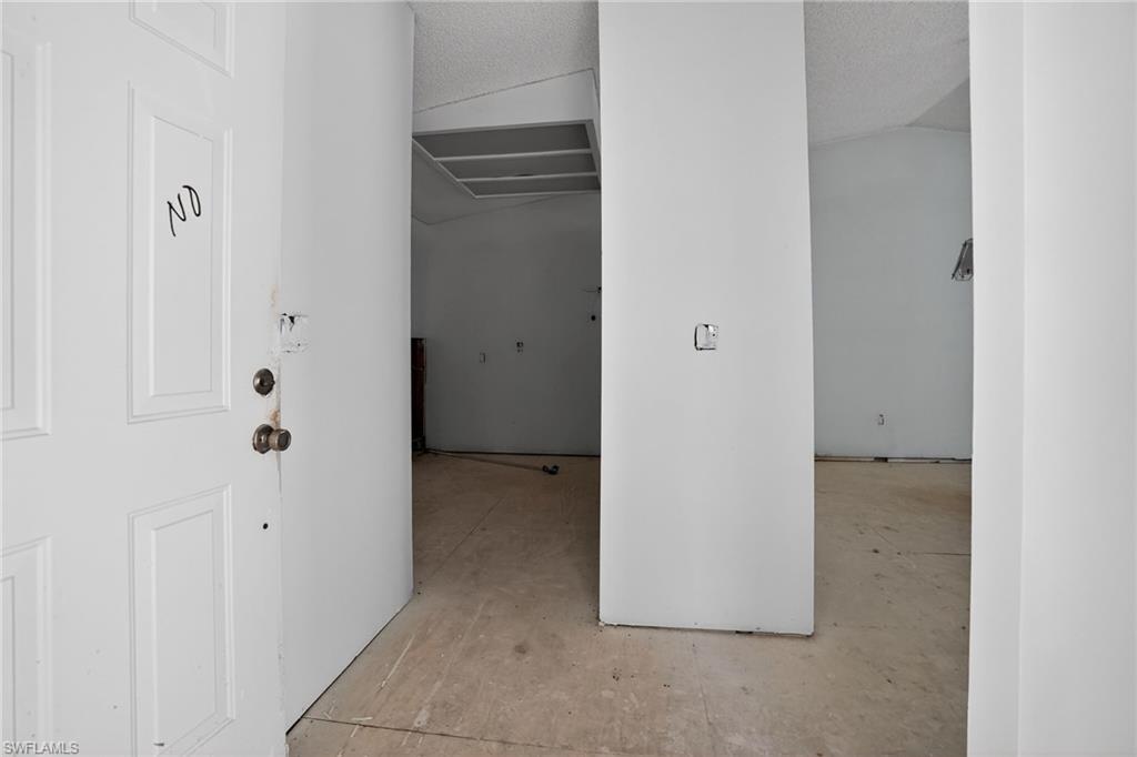 ISLAND PARK VILLAGE - Residential