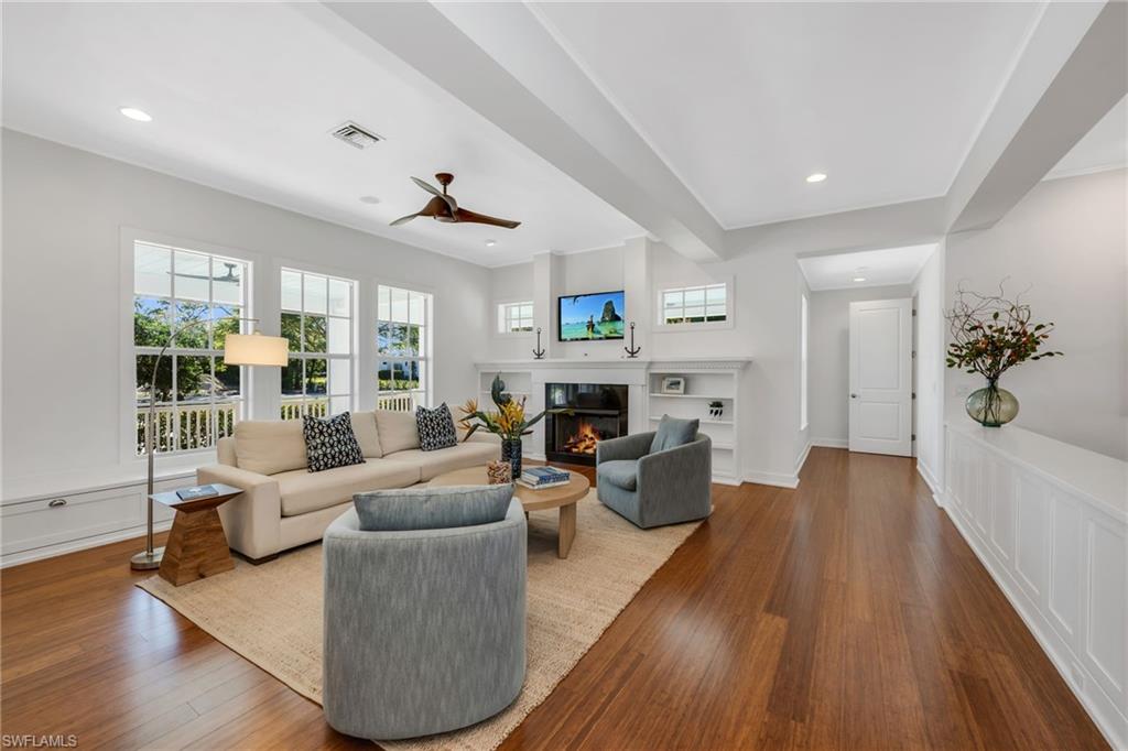 PINE RIDGE - Residential