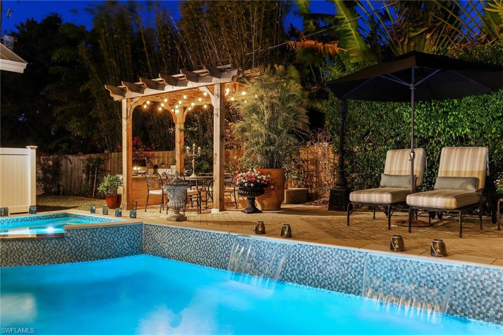 OLDE NAPLES - Residential