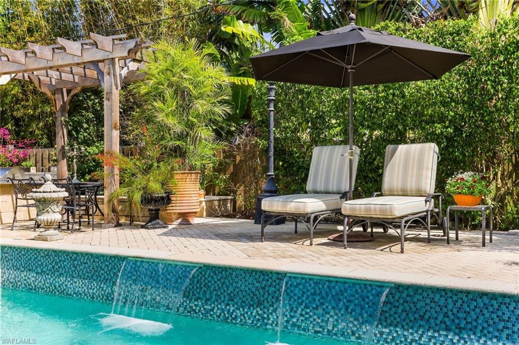 OLDE NAPLES - Residential