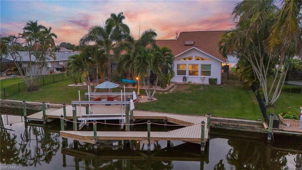 CAPE CORAL - Residential