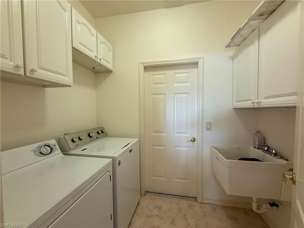 CAPE CORAL - Residential Lease