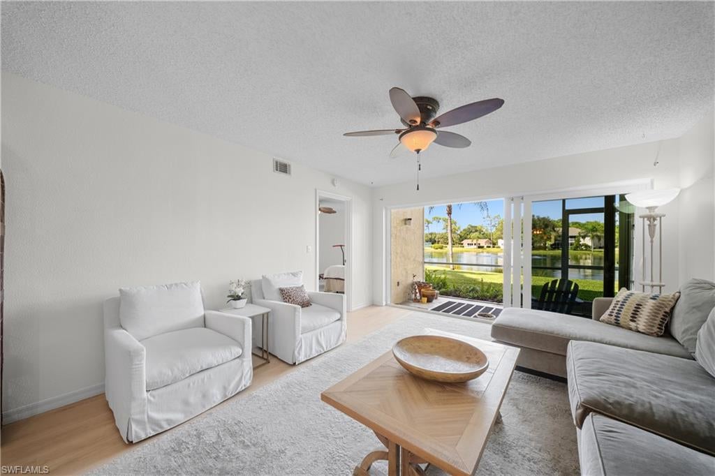 250 Timber Lake CIR E101