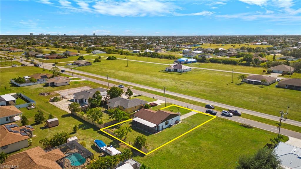 CAPE CORAL - Residential
