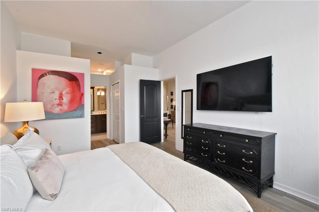 VILLAS AT OLDE HICKORY - Residential