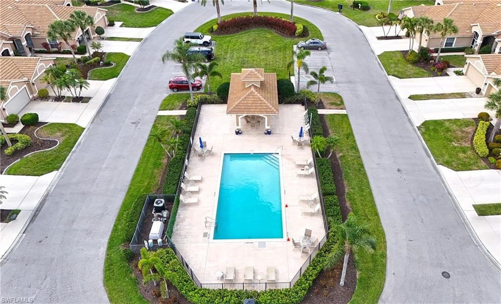 VILLAS AT OLDE HICKORY - Residential