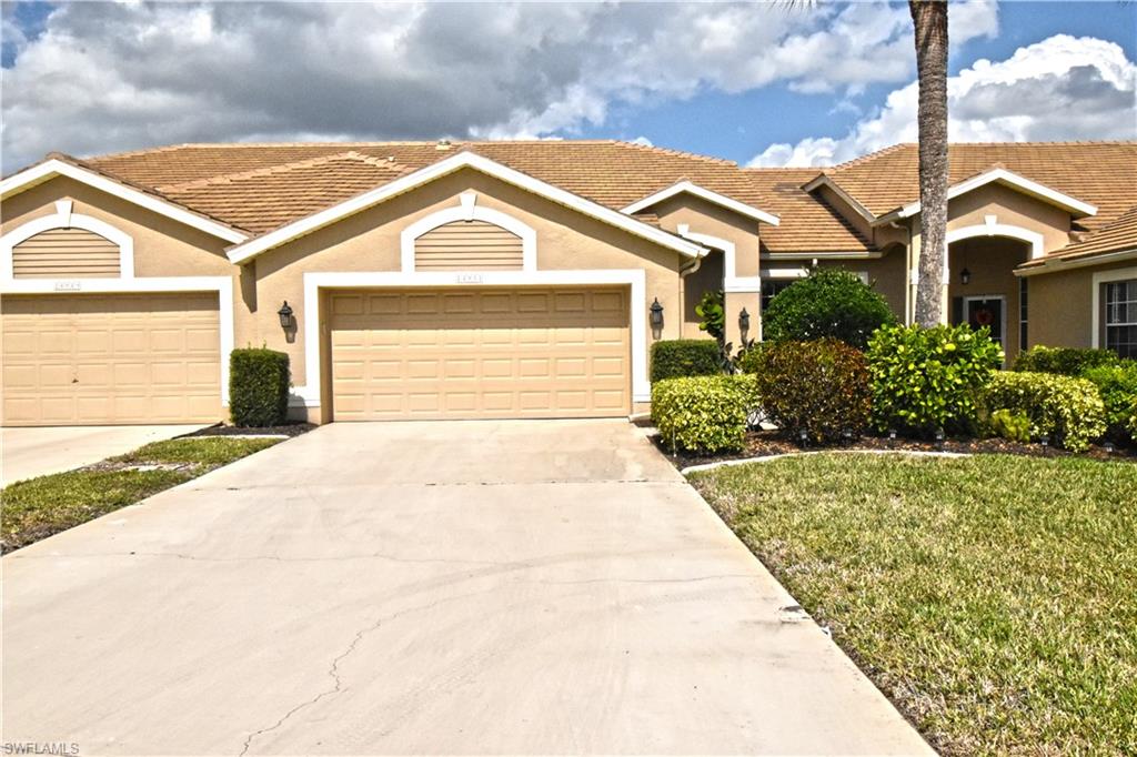 VILLAS AT OLDE HICKORY - Residential