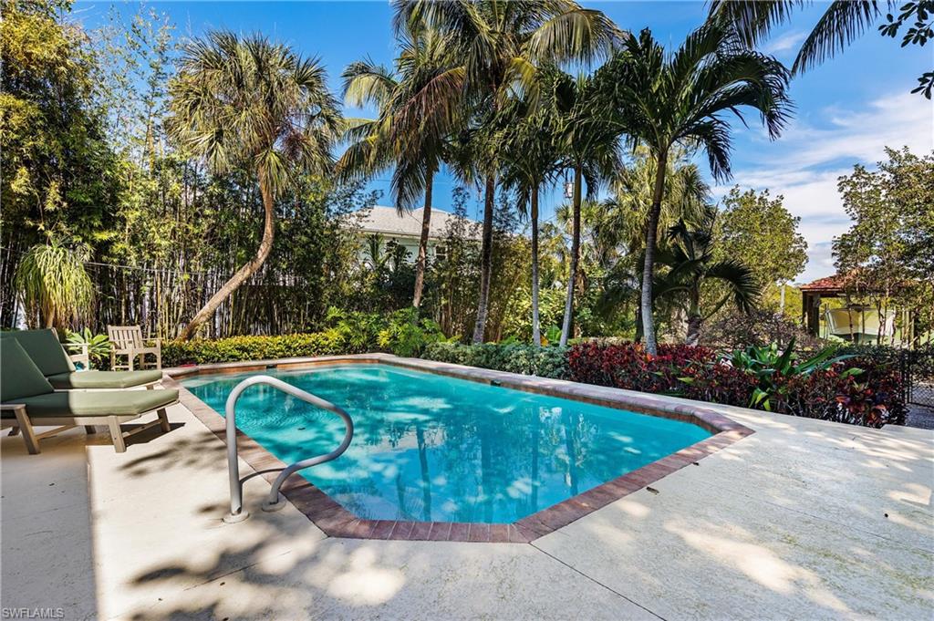 METES AND BOUNDS - Residential