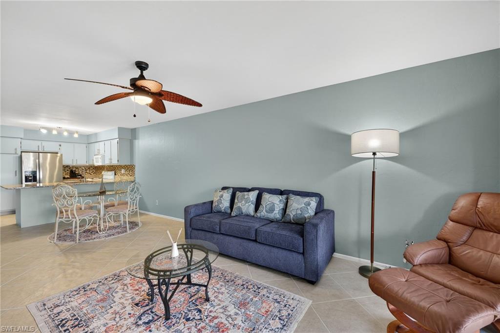 ROYAL HAWAIIAN CLUB - Residential