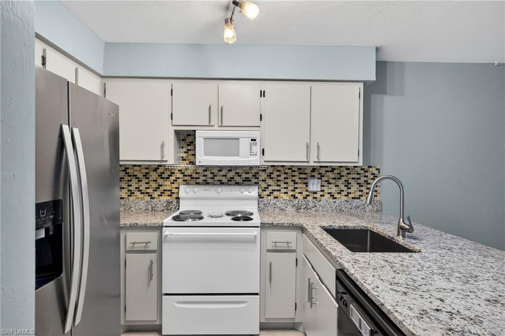 ROYAL HAWAIIAN CLUB - Residential