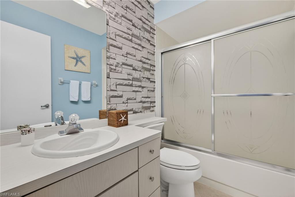 ROYAL HAWAIIAN CLUB - Residential