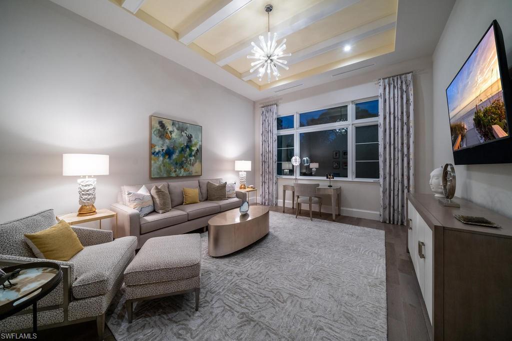 PINE RIDGE - Residential