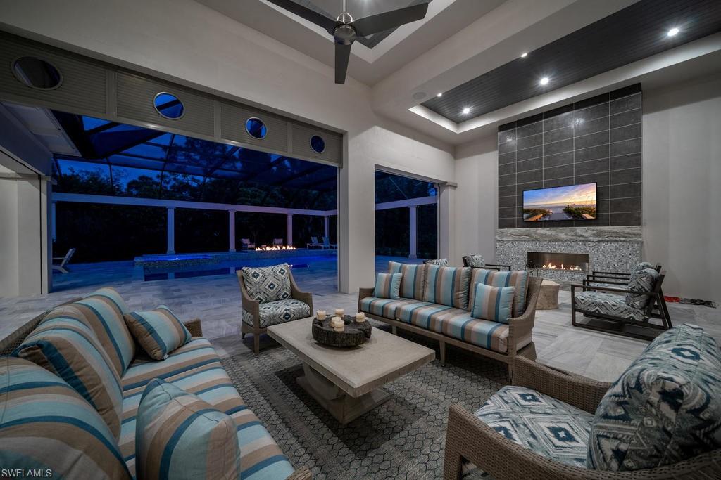 PINE RIDGE - Residential