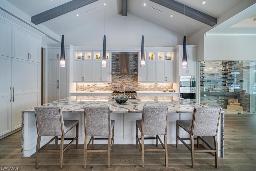 PINE RIDGE - Residential