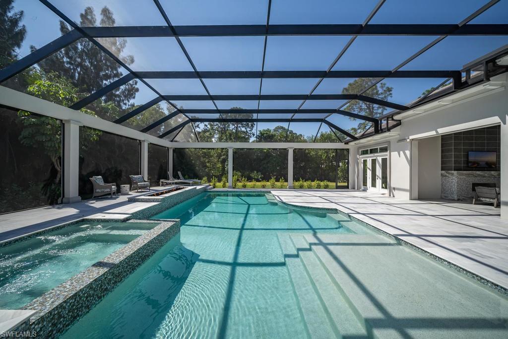 PINE RIDGE - Residential