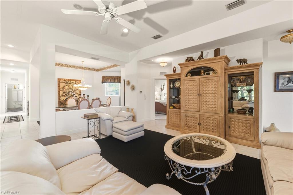 JULIANA VILLAGE - Residential