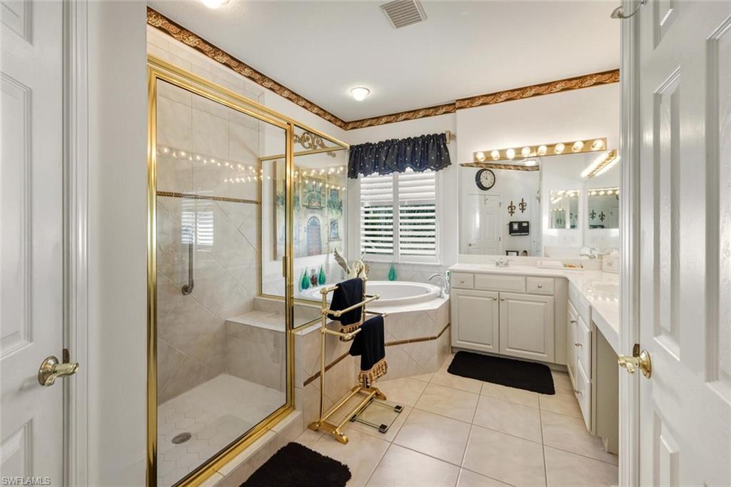 JULIANA VILLAGE - Residential