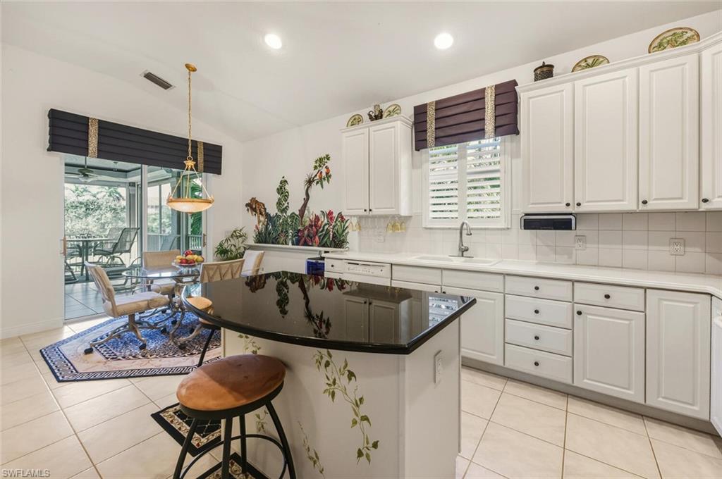 JULIANA VILLAGE - Residential