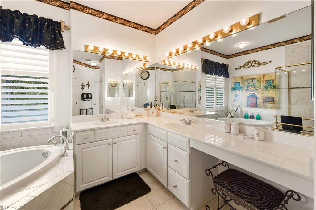 JULIANA VILLAGE - Residential