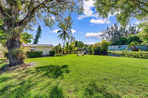 A home in NAPLES