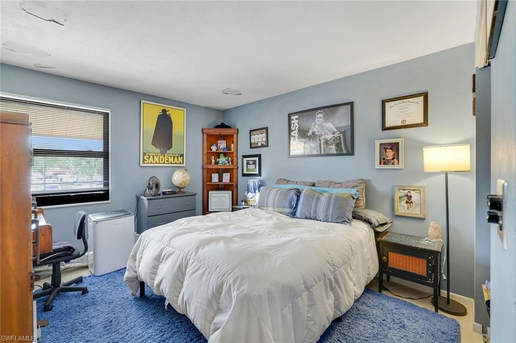 TROPIC SCHOONER APTS - Residential