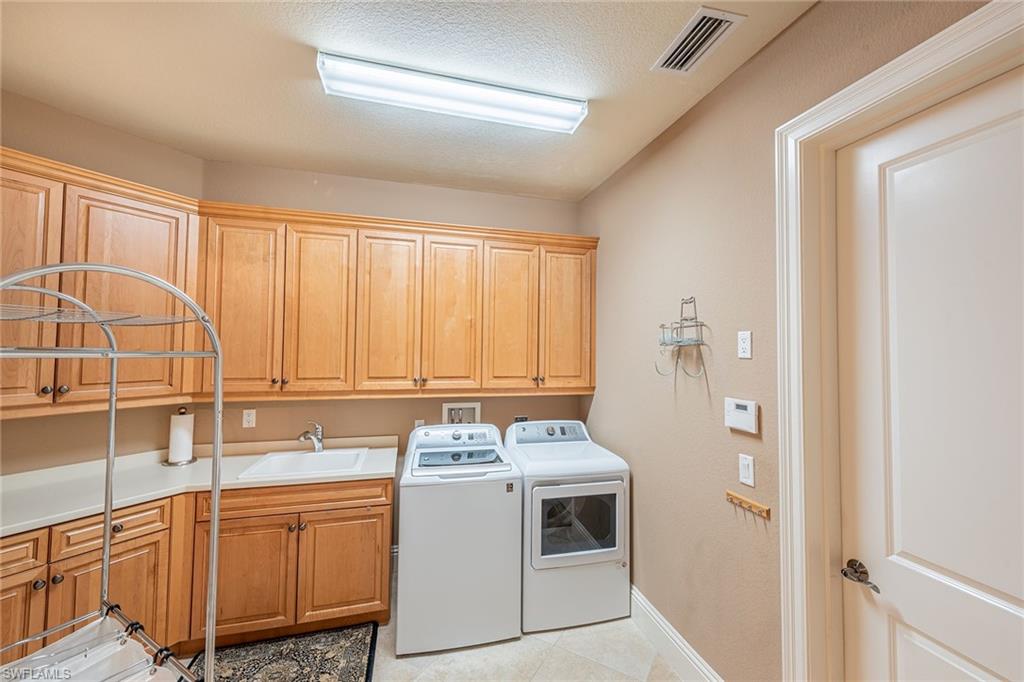 MONTEBELLO - Residential