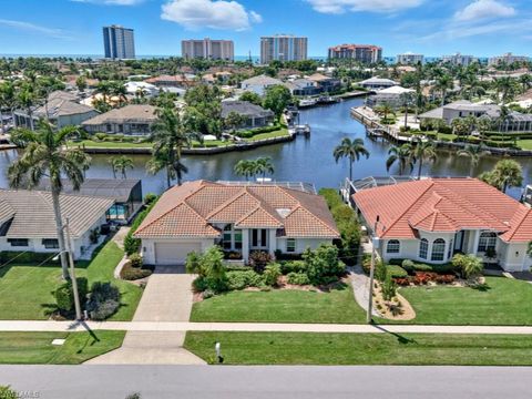 300 Copperfield CT MARCO ISLAND FL 34145