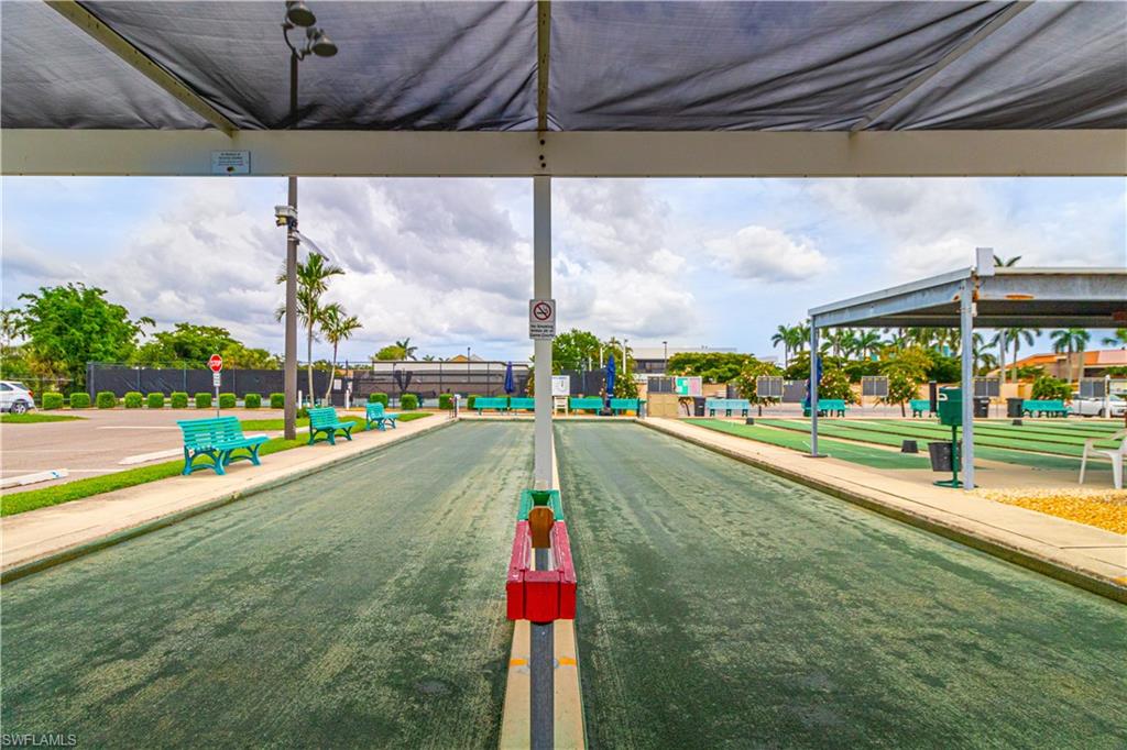 SEVEN LAKES - Residential