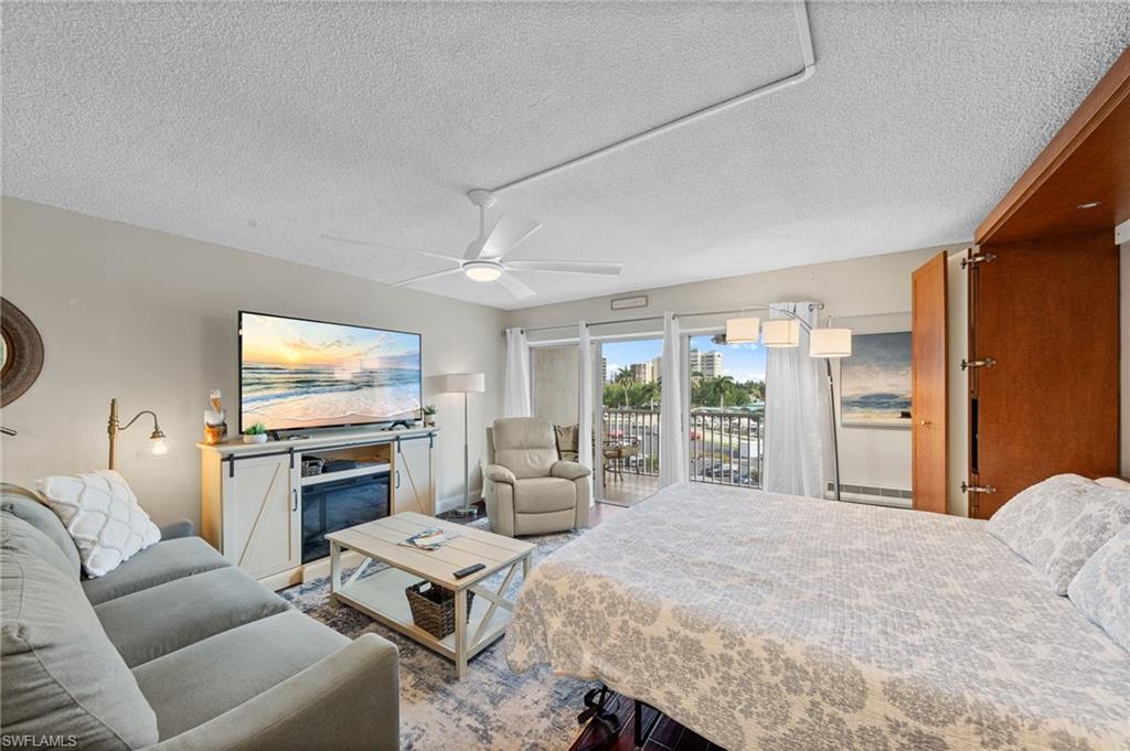 VANDERBILT TOWERS - Residential